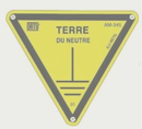 TRIANGLE ALU 100- TERRE NEUTRE